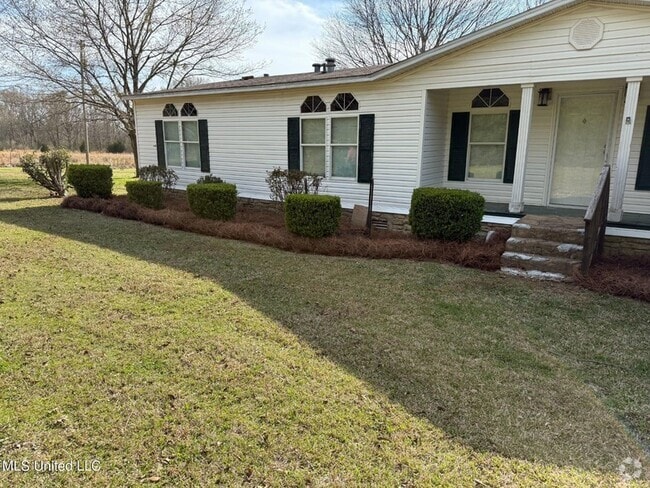 Building Photo - 165 Woodlands Ln Rental
