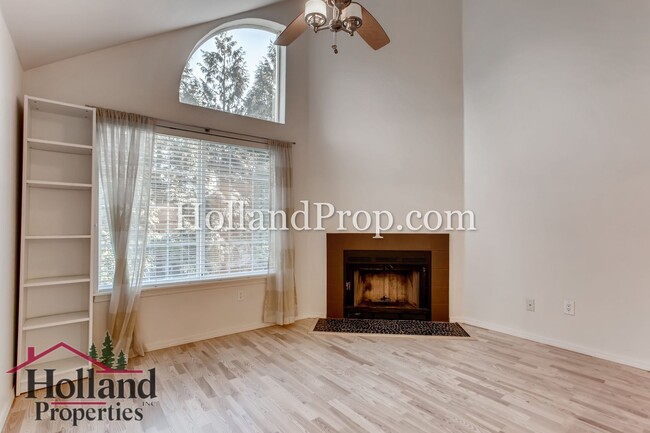 Photo - Great NW Portland Condo in Rock Creek ready for you!