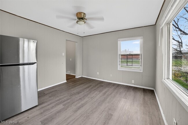 Photo - 17208 Lipton Ave