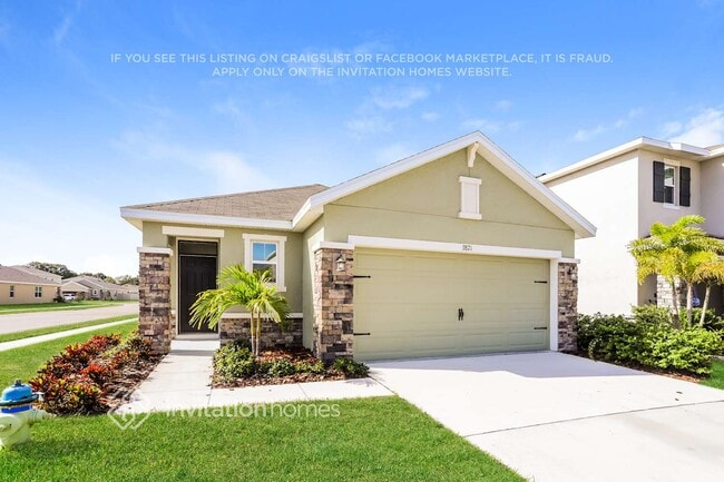 Building Photo - 3871 Golden Oriole Pkwy