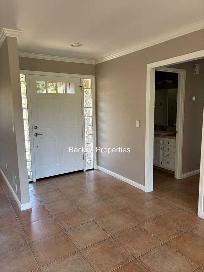 Photo - 17240 Tamara Ln