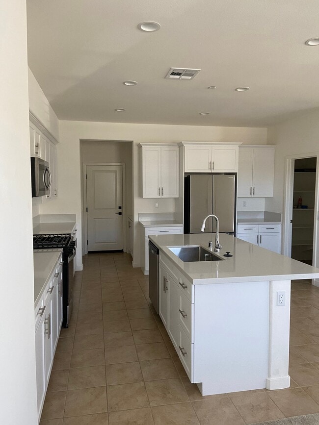 4370 S Alegre Privado Unit 122