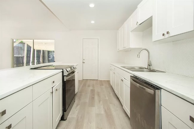 Photo - 3057 Dothan Ln