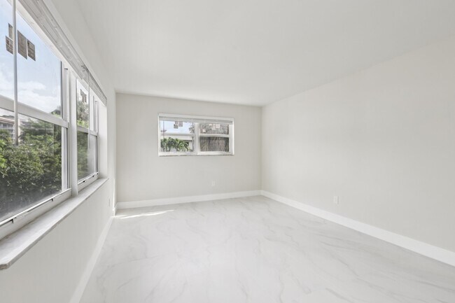 Photo - The Oaks Apartments