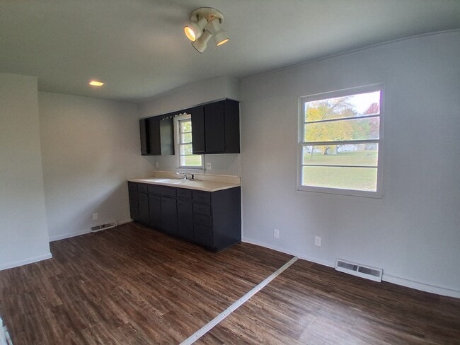 Photo - 312 Holmes Ave