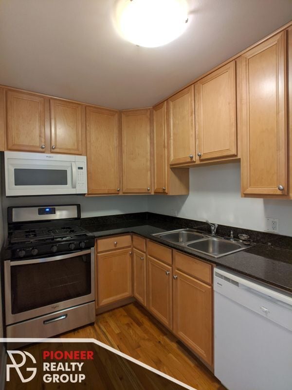Photo - 4600 N Clarendon Ave Unit 812