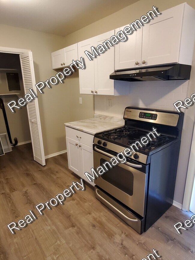 Photo - Completely Updated 2 Bedroom Apartment