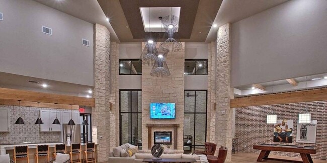Hunters Creek Apartments