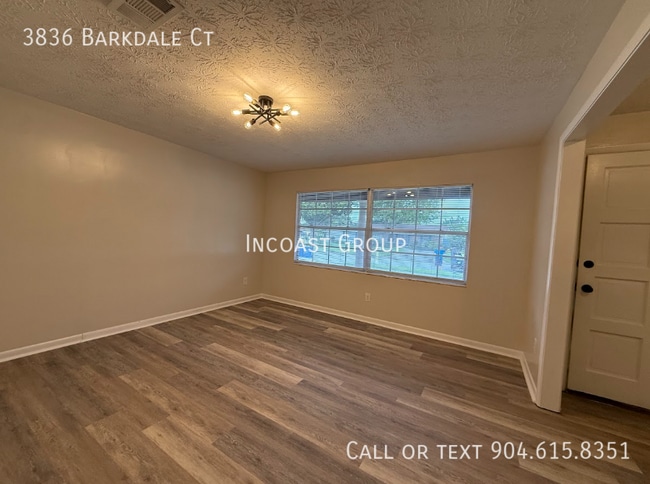 Photo - 3836 Barkdale Ct