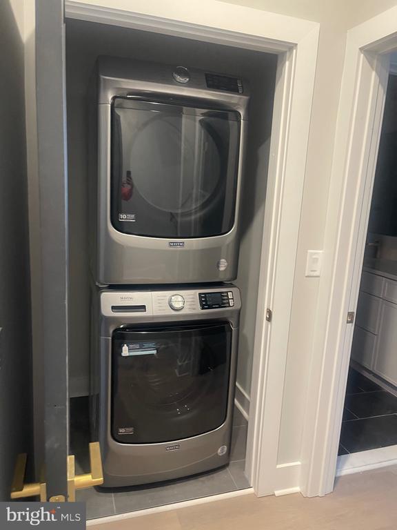 Photo - 7523 Ridge Ave