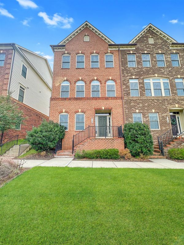 Building Photo - 9128 Kenway Ln