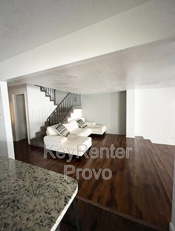 Photo - 2091 N 220 E St