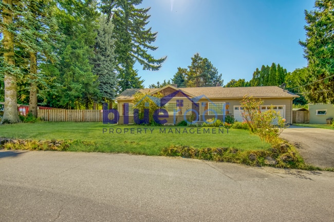 Building Photo - 10626 NE Knott St