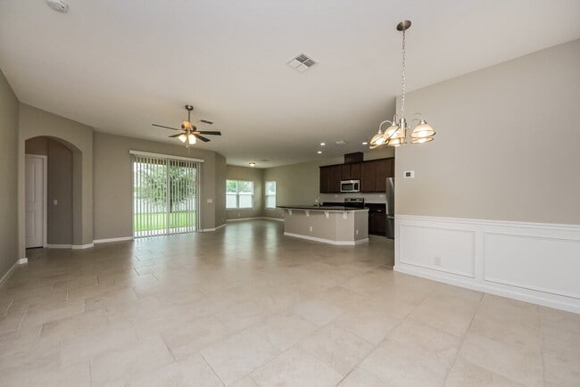 Photo - 1716 Hawksbill Ln