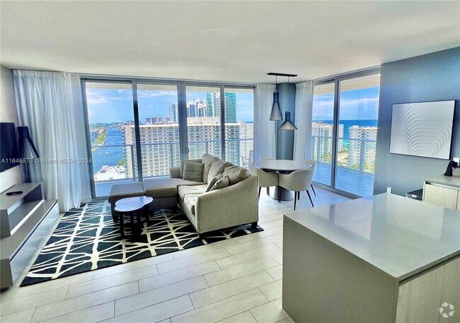 Building Photo - 4010 S Ocean Dr Unit R1501 Rental