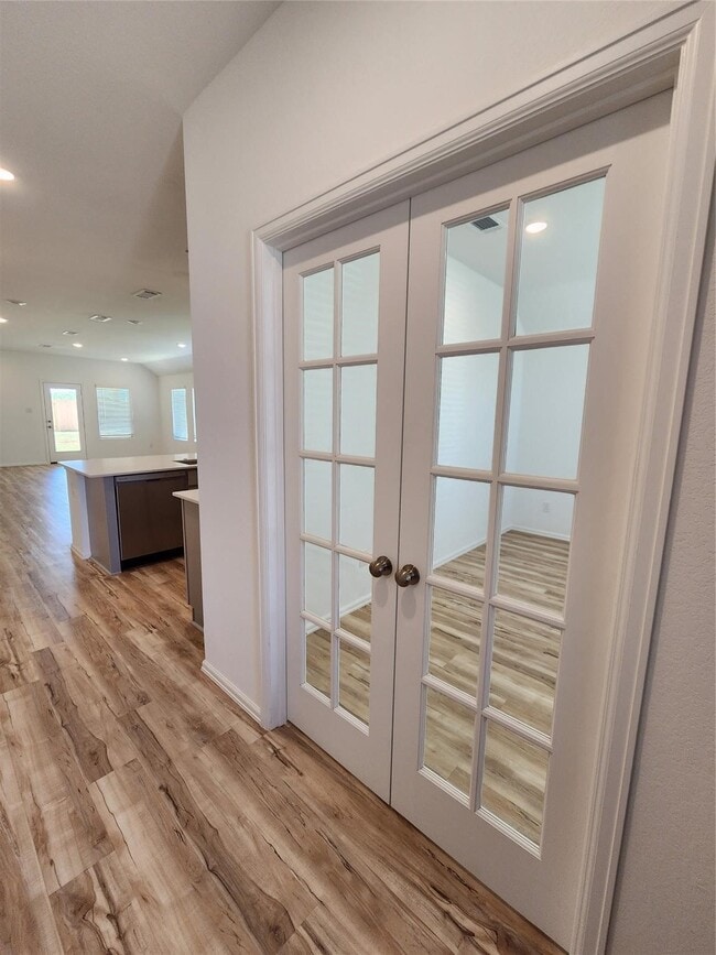 Photo - 31407 Hidden Rosehill Cir