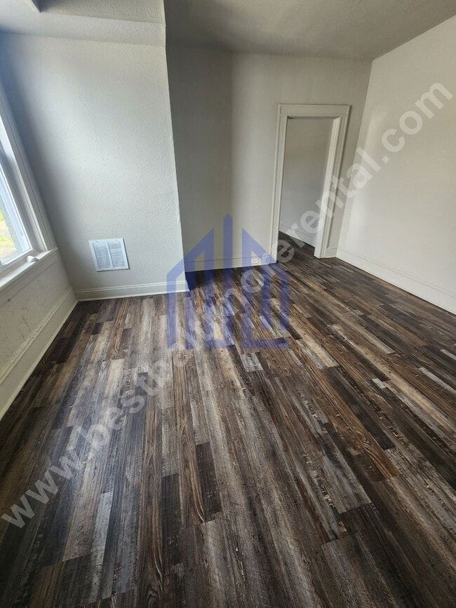 Photo - Cozy 3-Bedroom Rental with In-Unit Washer & Dryer | $1,400/Month