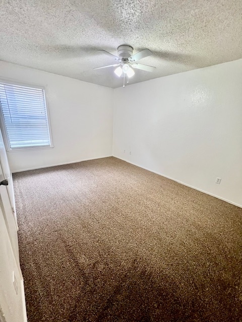 Photo - 475 Industrial Dr W