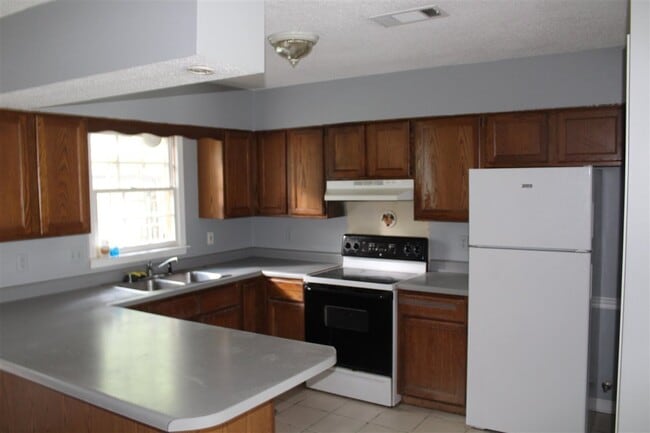 Photo - 5573 Tulip Tree Dr