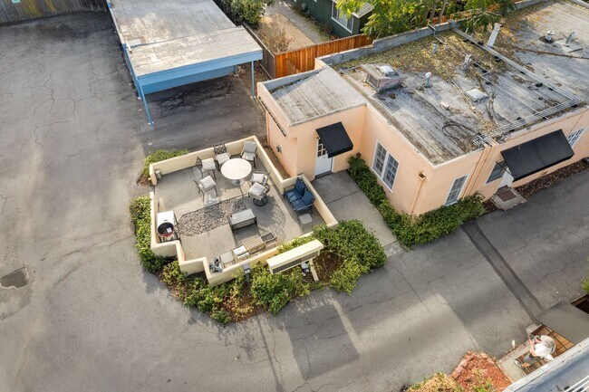 857 Partridge Ave