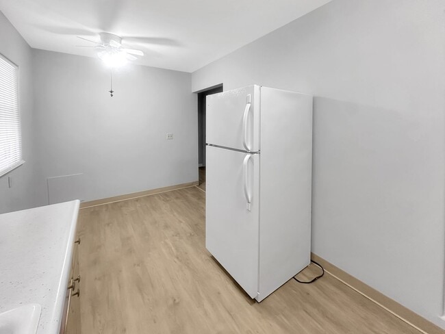 Photo - 28 Ridgewood St