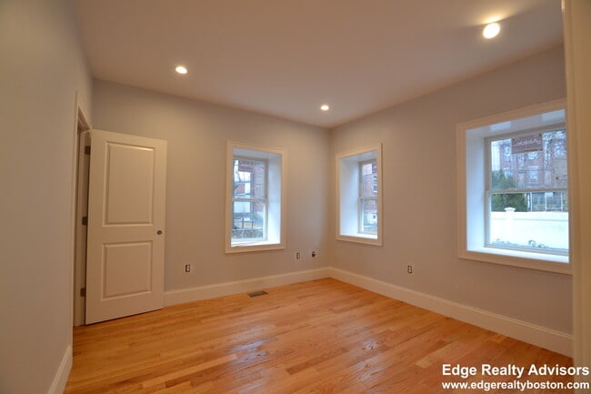 Photo - 18 Bothwell Rd Unidad 1