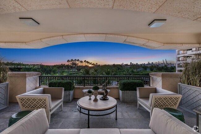 Building Photo - 7041 Fisher Island Dr Unit 7041 Rental