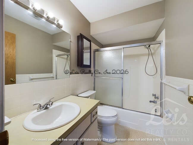 Photo - 1359 Chippewa Dr