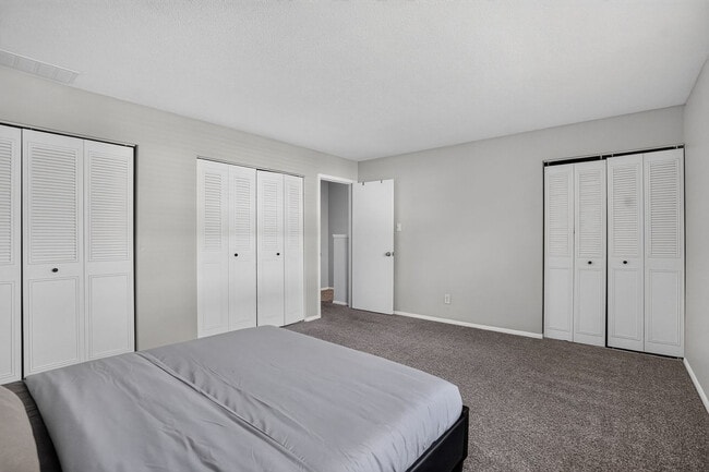 Photo - 2931 Carnaby St Unit SI ID1612626P