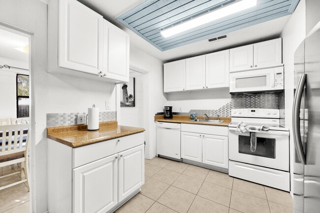 Photo - 735 SE 4th Ave Unit ID1359108P