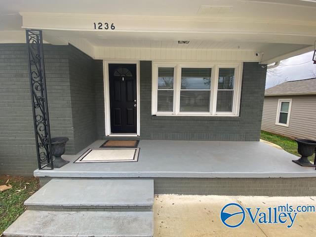 Photo - 1236 Oshaughnessy Ave NE