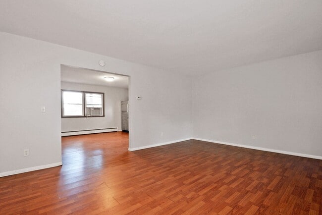 Photo - 2 Bed | 2 Bath W/ Garage in Heart of Colum...