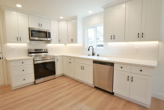 Photo - Beautifully Remodeled 3 Bedroom 2 Bath in Desirable Campbell Neighborhood
