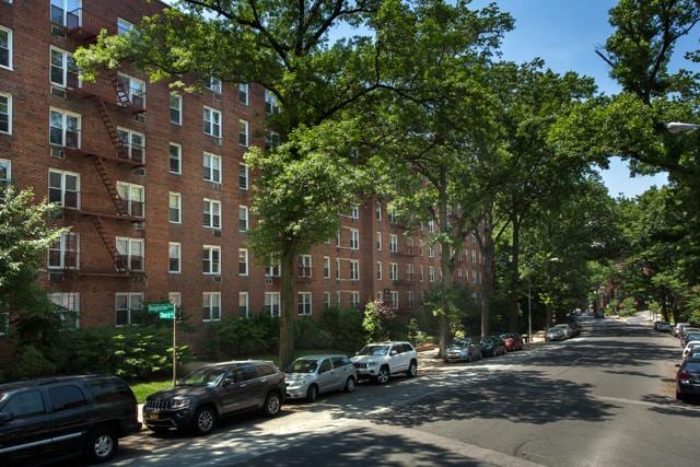 Fairfield Manor At Douglaston