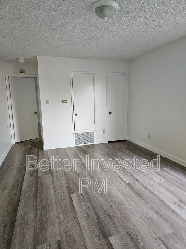 Photo - 304 Cooper Ln Unit Apt D