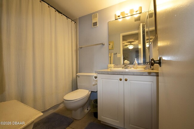 Building Photo - 1571 S Atlantic Ave Unit 206