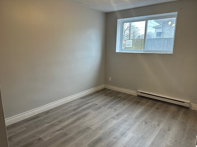 Photo - 200 Park Rd N Unité 101