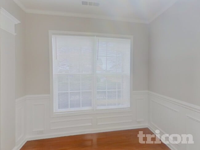 Photo - 2303 Catoctin Hollow Ct