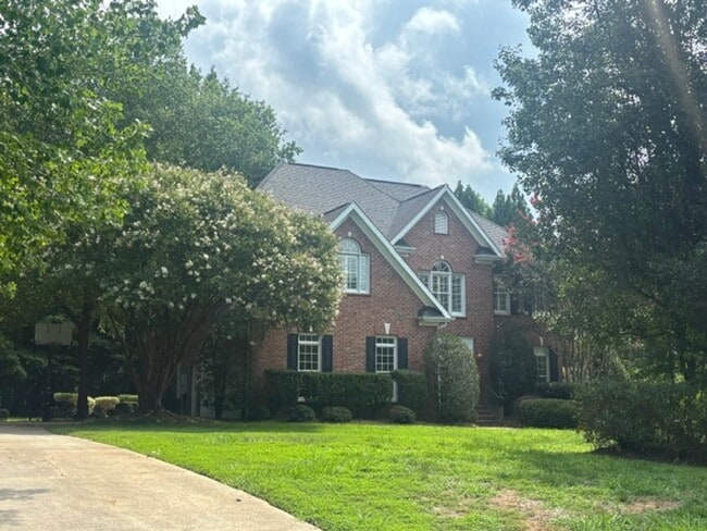 Photo - 43 Crooked Creek Ln
