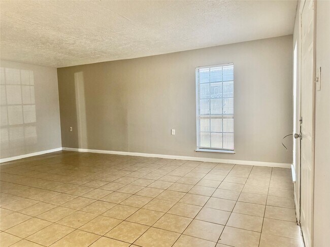 Photo - 9413 Hollock St Unit B