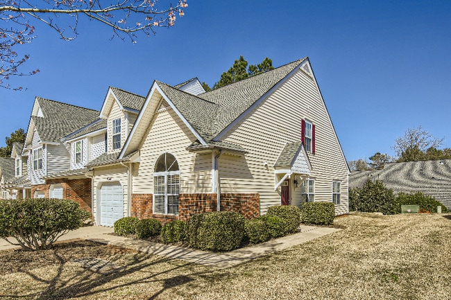 2290 Hanover Dr  