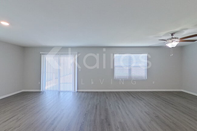 Photo - 8704 SW 44th Ct