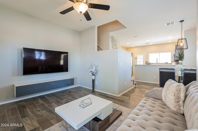 Photo - 2929 N 37th St