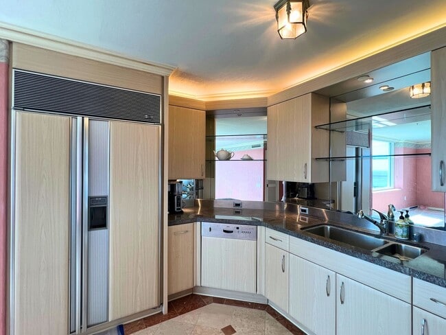 Photo - Hawaiki 3608 - Vintage charm in Honolulu Unit 3608