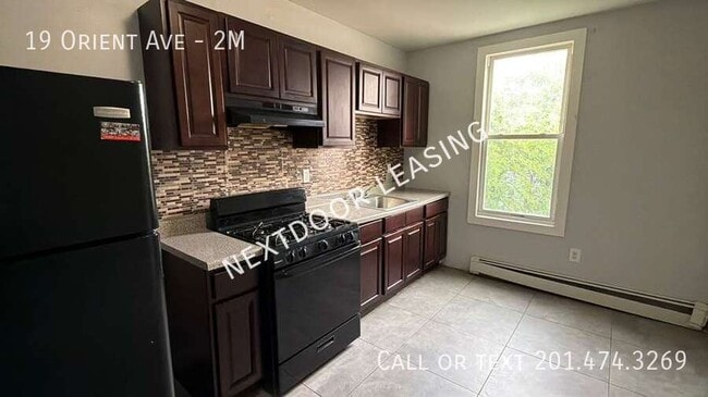 Building Photo - 19 Orient Ave Unit 2M