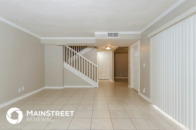 Photo - 4011 Palm Bay Cir