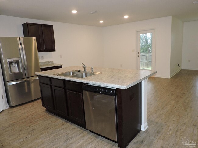 5780 Blackhorse Cir