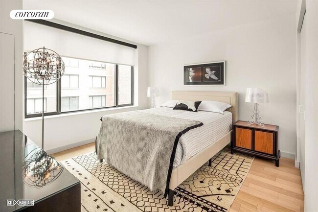 Photo - 153 Remsen St