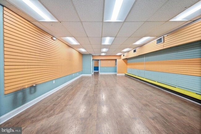 Photo - 807 Eastern Blvd Unit SUITE 1