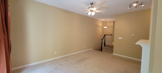 Photo - 2 Bed/ 2.5 Bath Townhouse